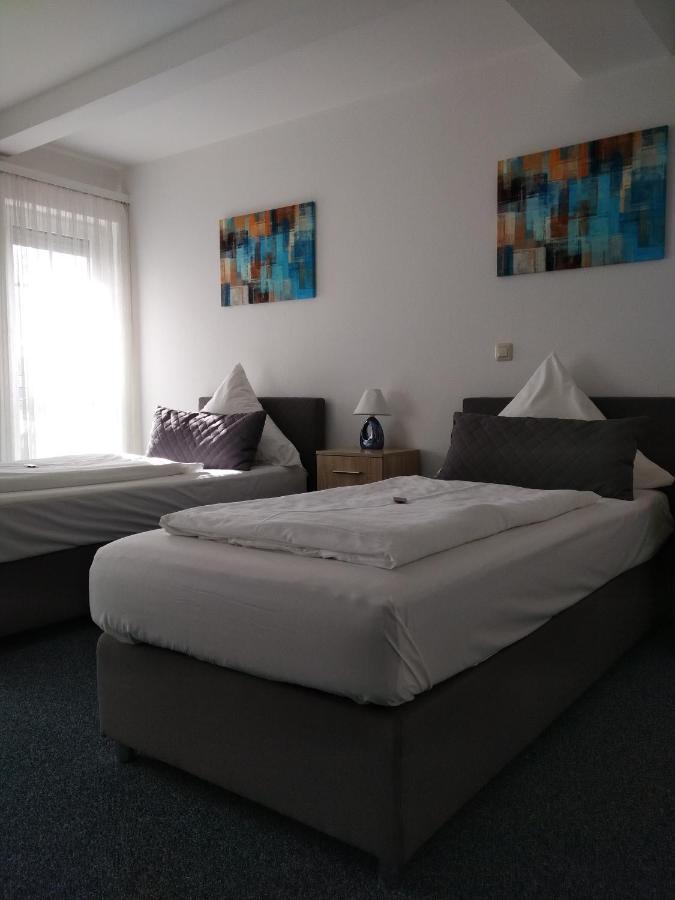 Mozart-Stuben Hotell Denkendorf  Exteriör bild